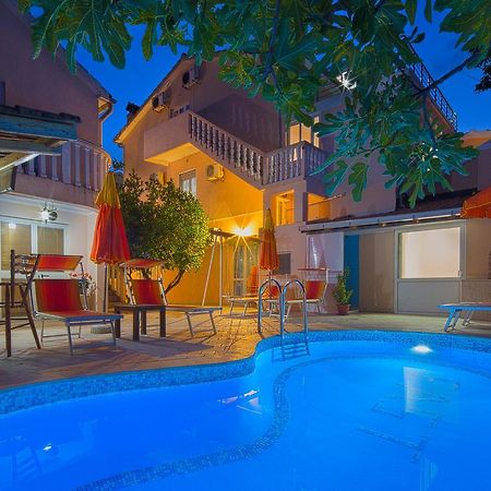 Apartmani Mihailovic Будва Экстерьер фото