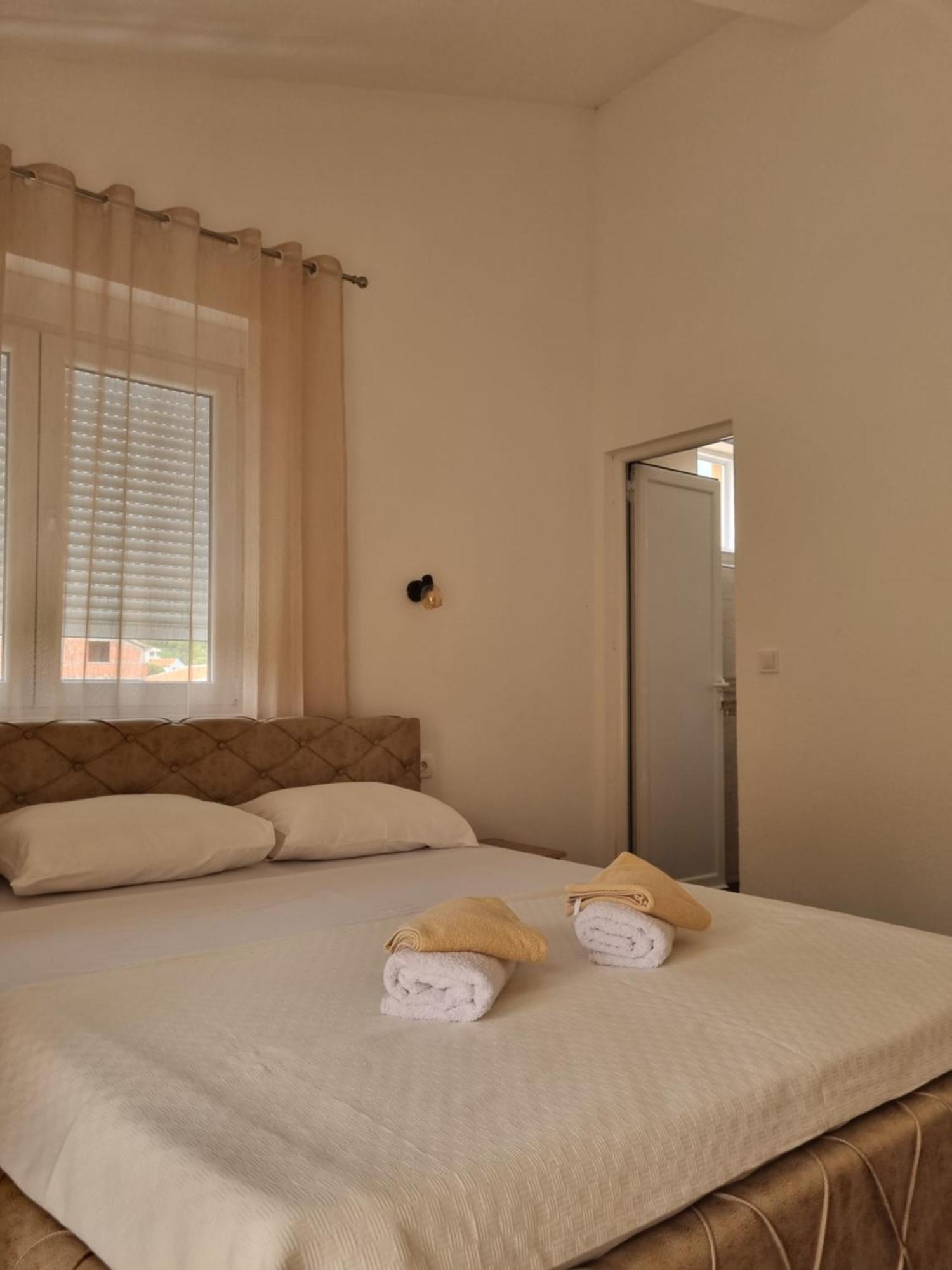 Apartmani Mihailovic Будва Экстерьер фото
