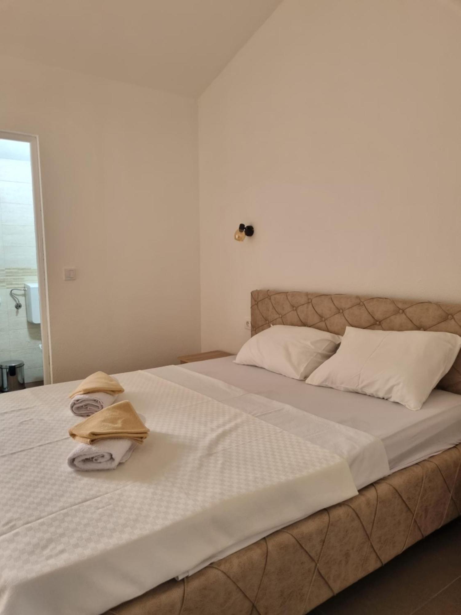 Apartmani Mihailovic Будва Экстерьер фото
