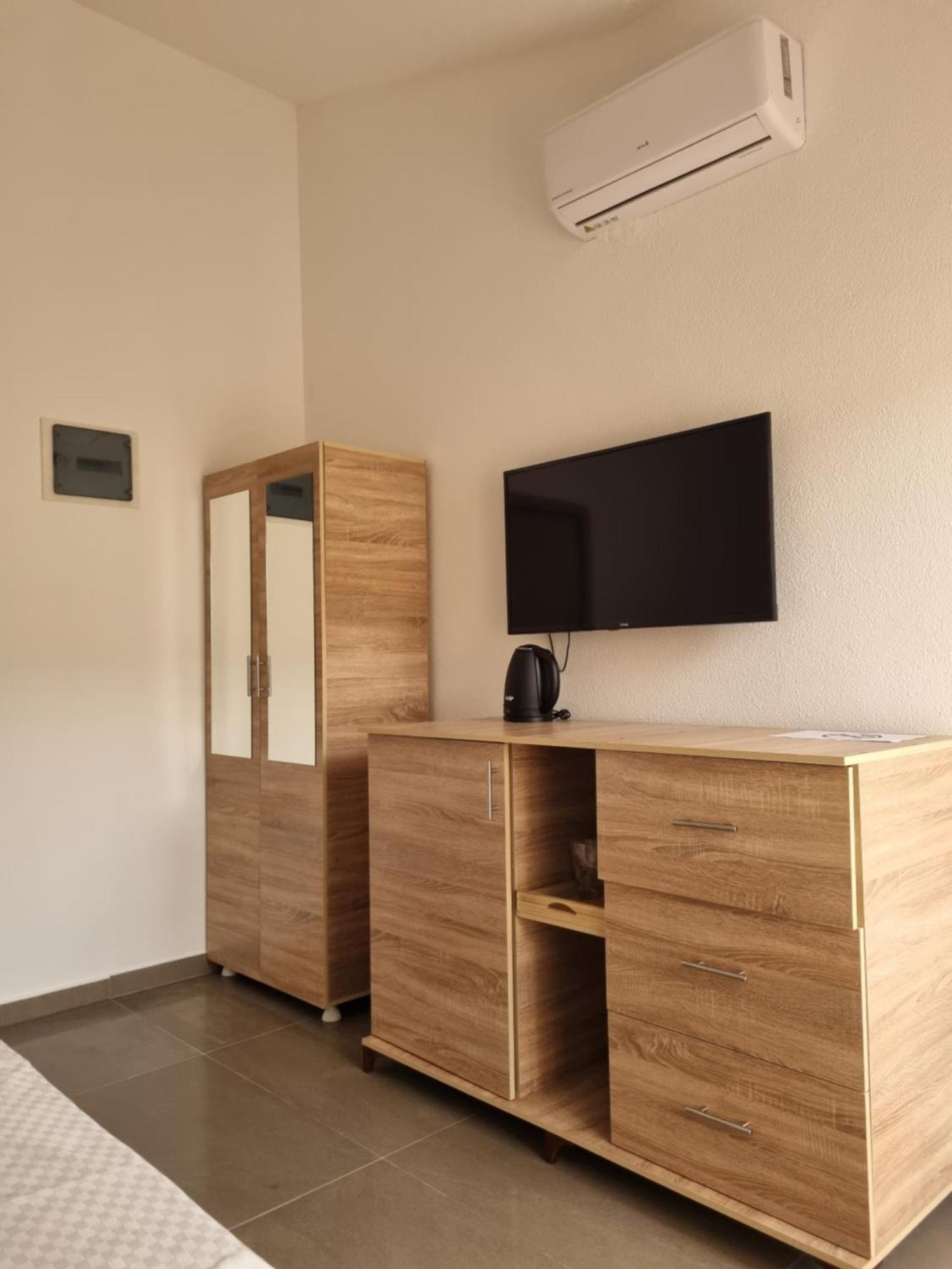 Apartmani Mihailovic Будва Экстерьер фото