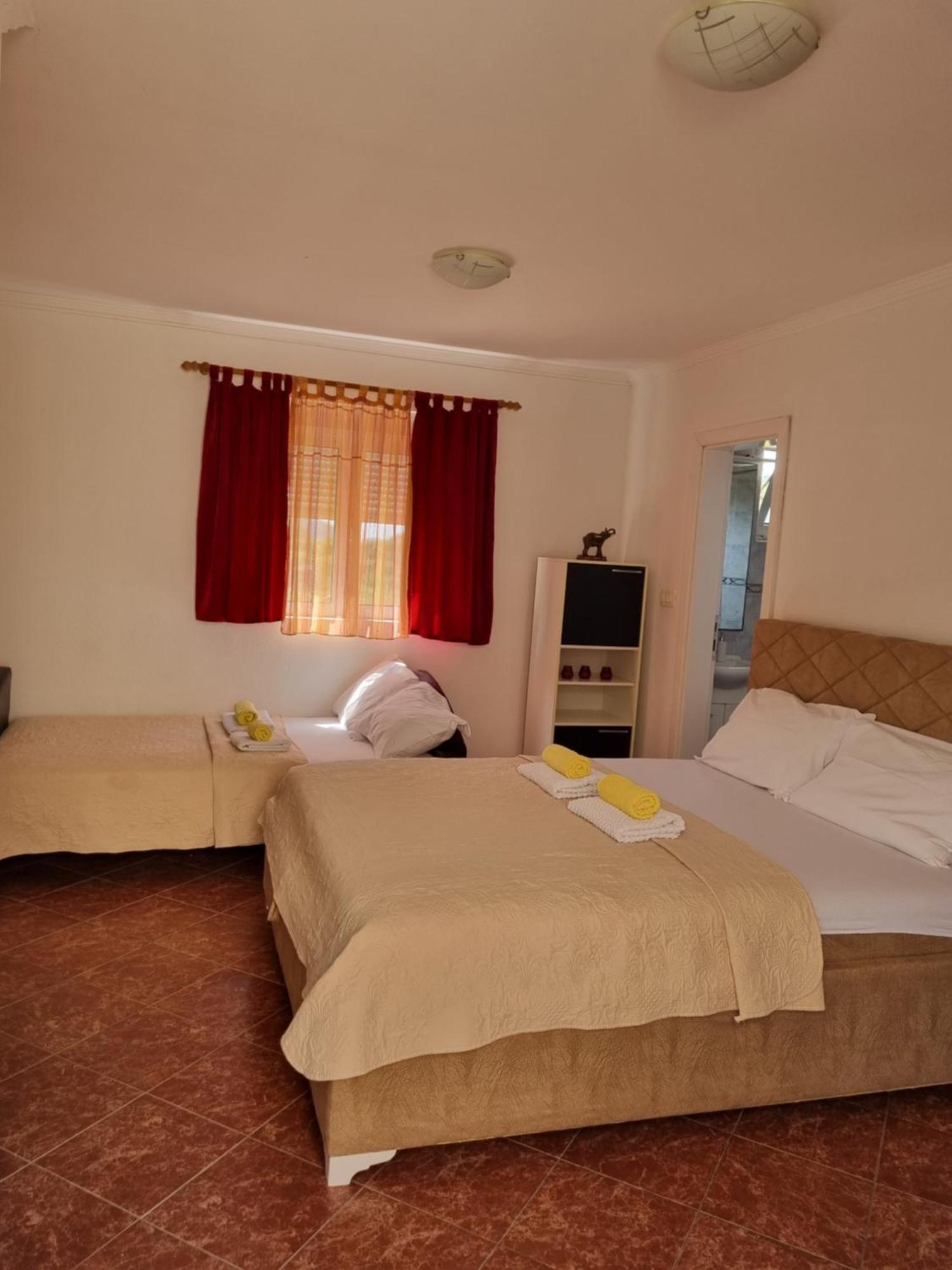 Apartmani Mihailovic Будва Экстерьер фото