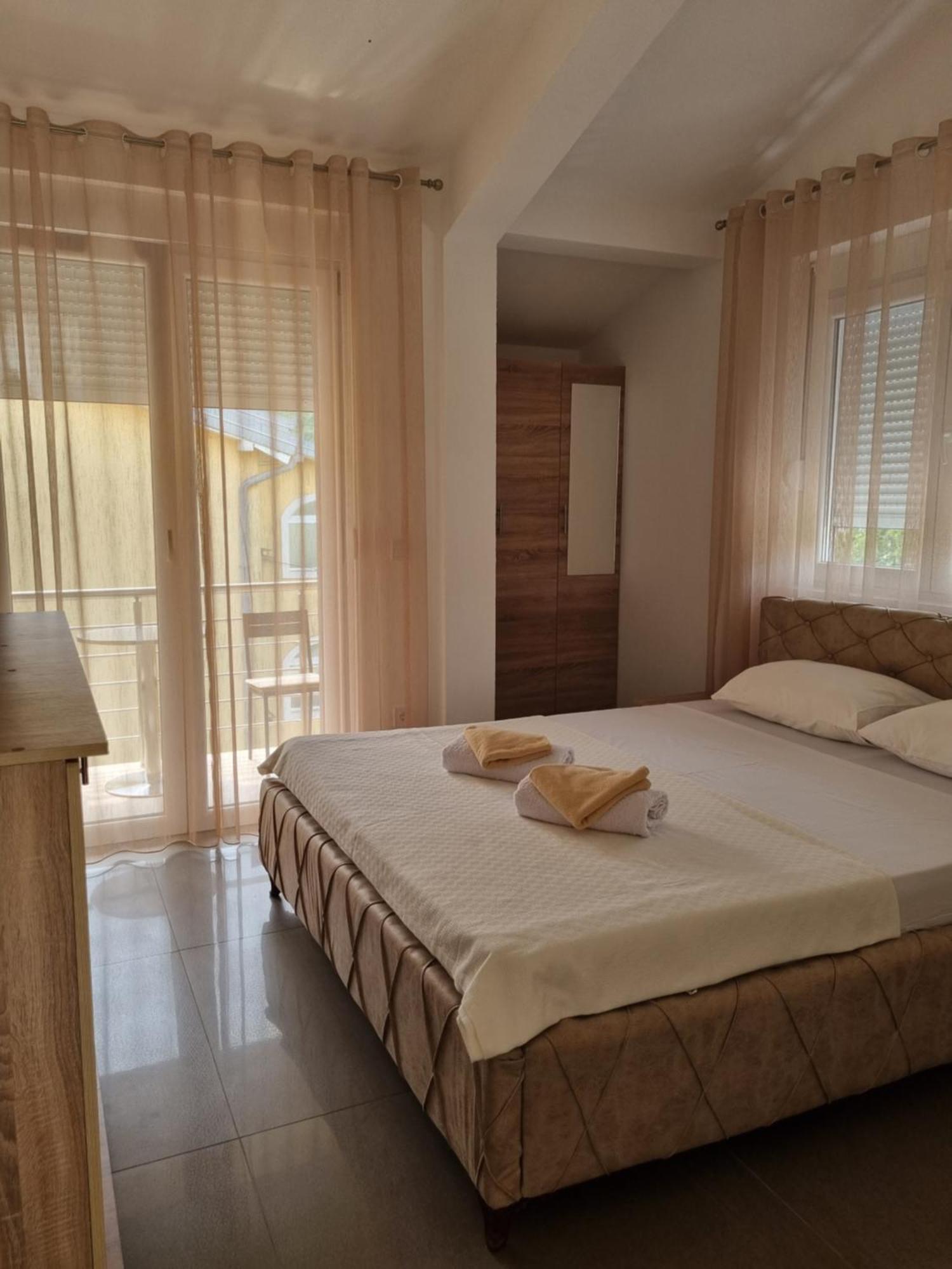 Apartmani Mihailovic Будва Экстерьер фото